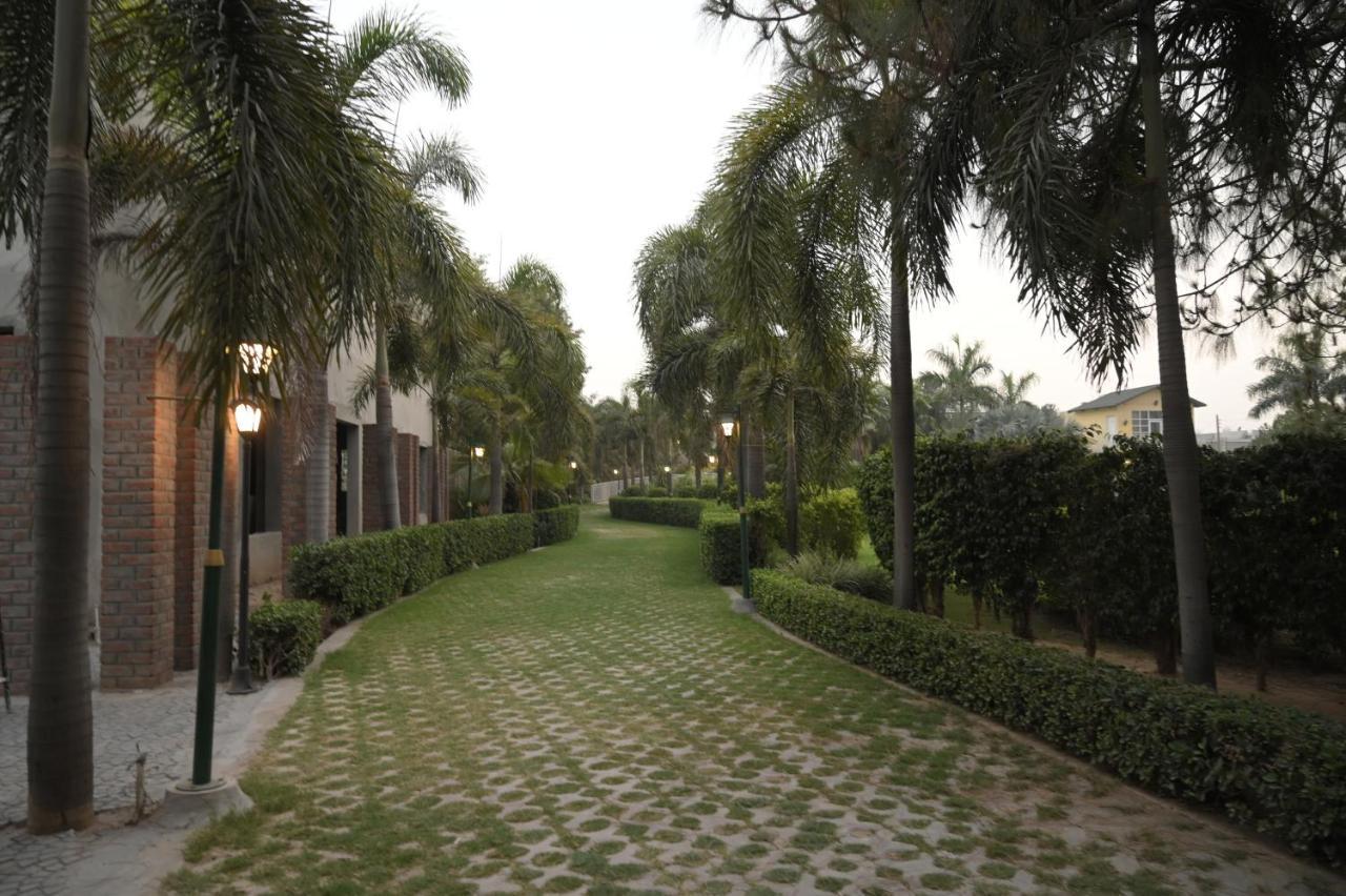 Kamal Resorts - The Luxury Of Being Yourself Ludhiana Extérieur photo