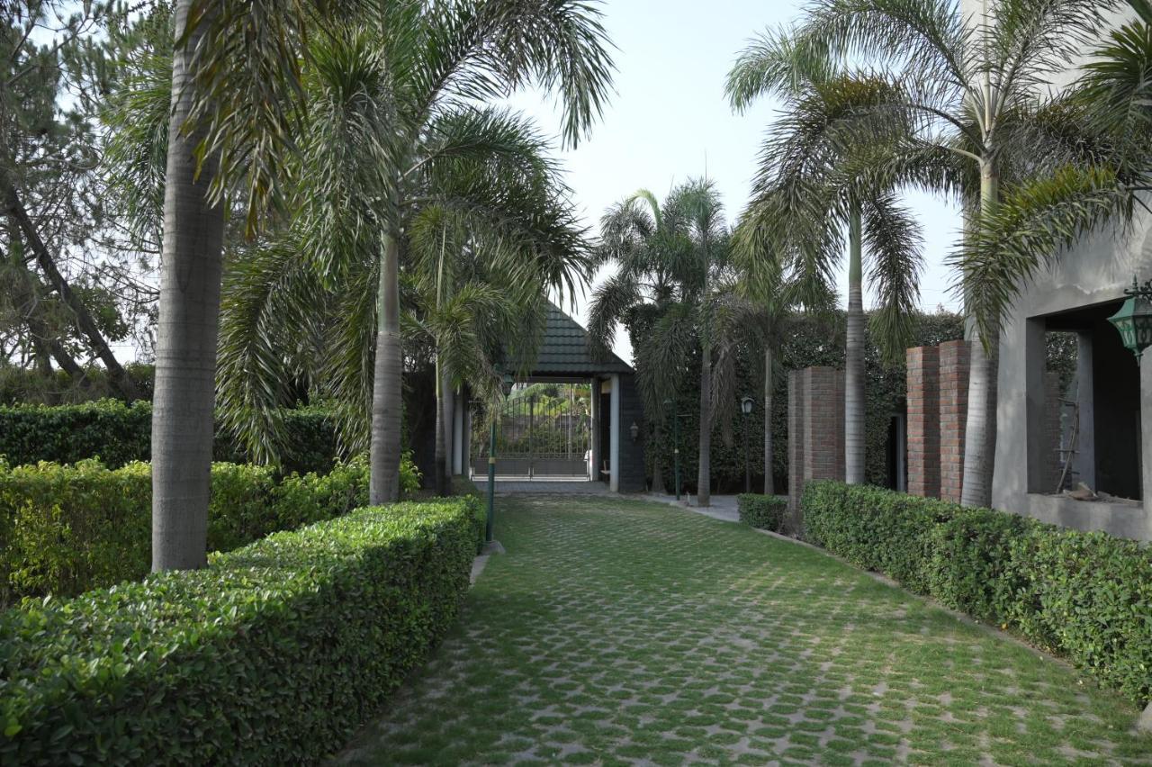Kamal Resorts - The Luxury Of Being Yourself Ludhiana Extérieur photo