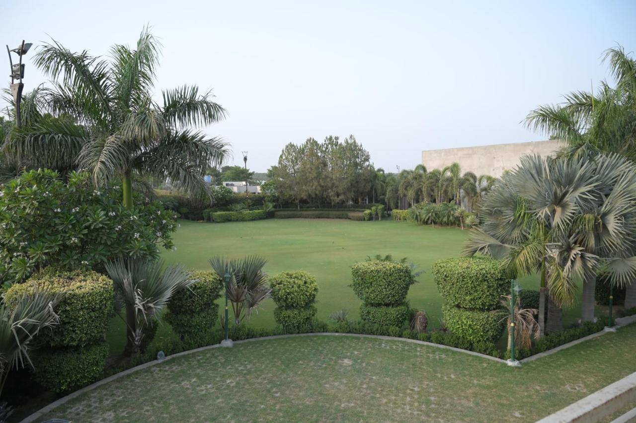 Kamal Resorts - The Luxury Of Being Yourself Ludhiana Extérieur photo
